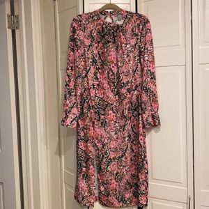 H & M Beautiful floral long sleeve dress